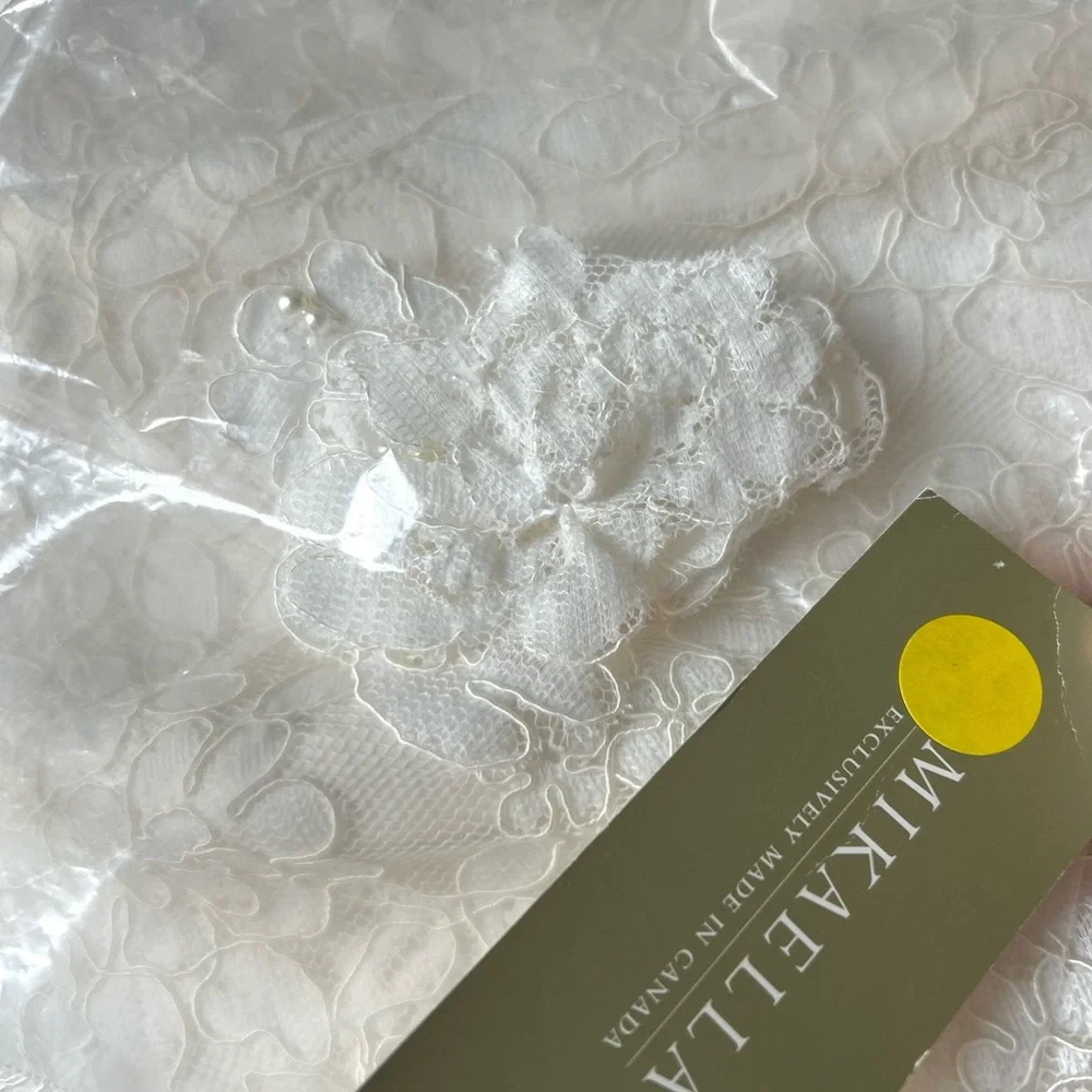 NWT Mikaella Bridal Light Ivory Lace Wedding Dress Size 6 - Picture 16 of 17